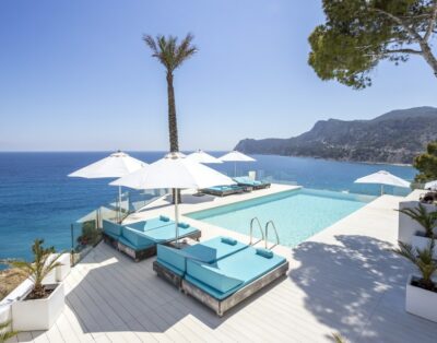 The Pearl, luxury seafront villa in Ibiza Es Cubells